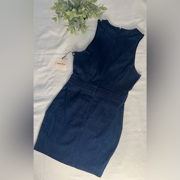 NWT Superdown by Revolve denim sleeveless dress - Picture 3 of 3